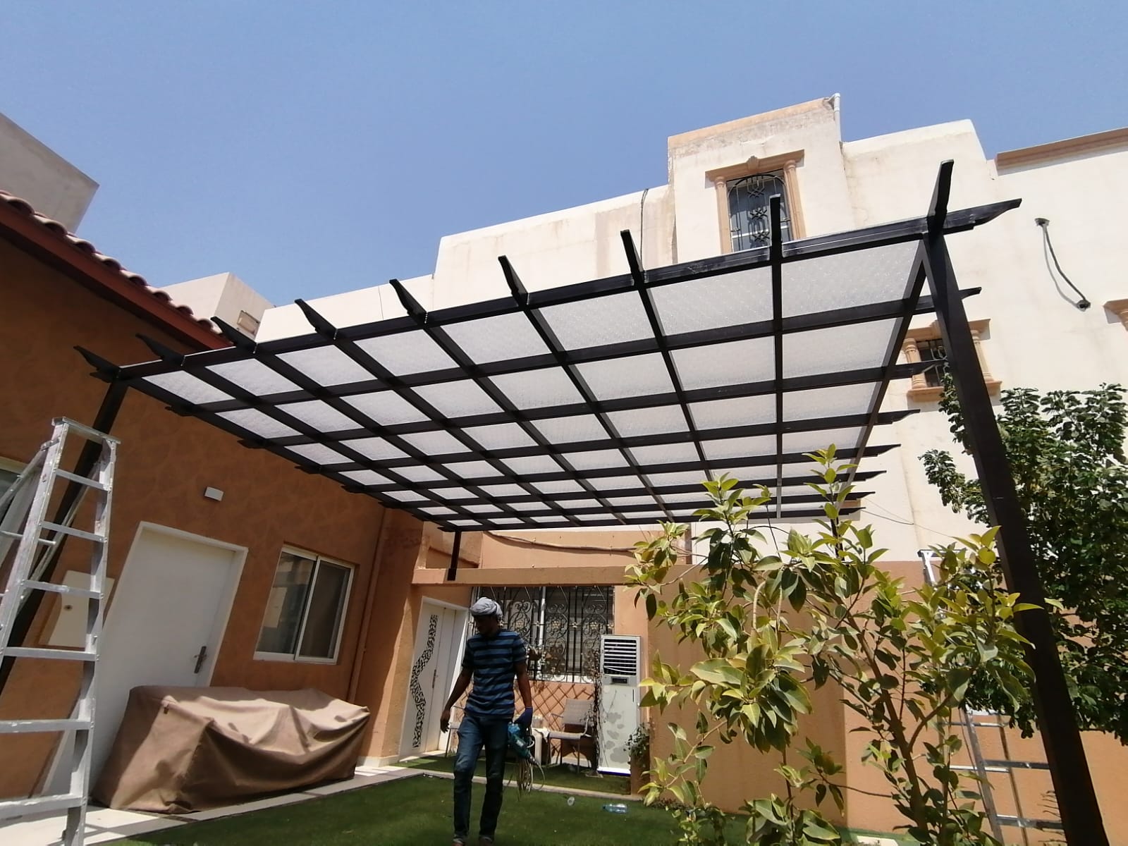 برجولات الاسطح مغطاة بلكسان برجولات حدائق بالطائف